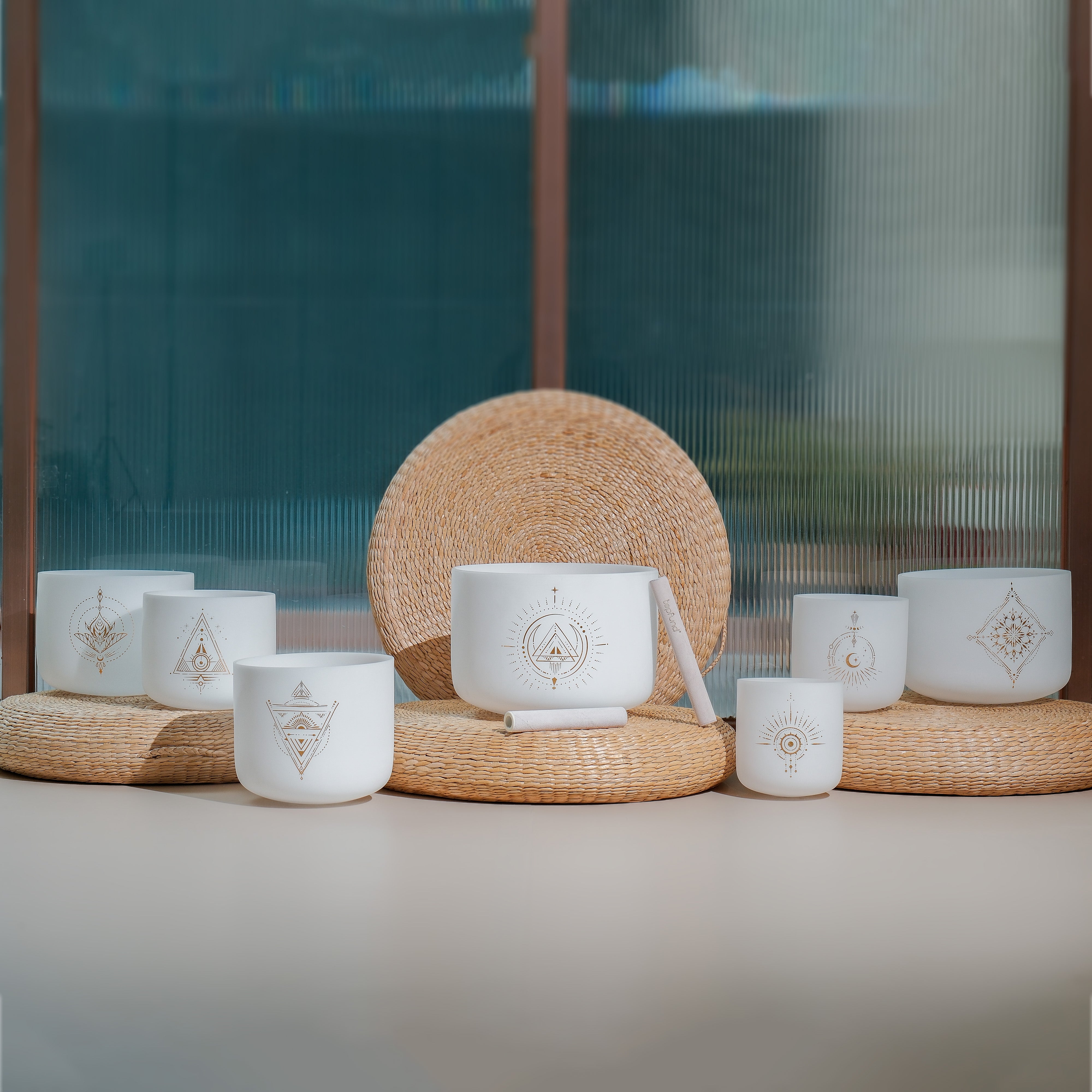 TOPFUND Eternal Hearts Series Set of 7 Crystal Singing Bowls 6-12 inch - TOPFUND Crystal Singing Bowl